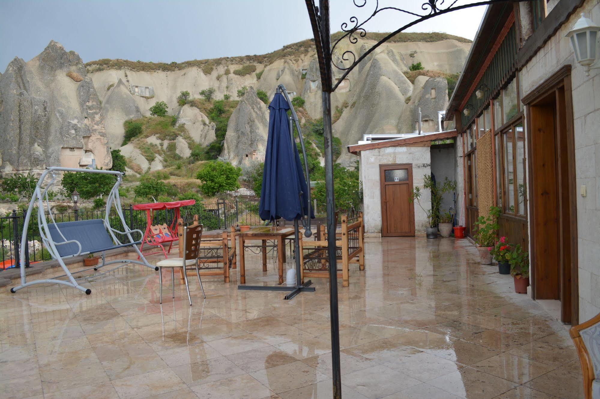 Cappadocia Stone Palace Goreme Exterior photo